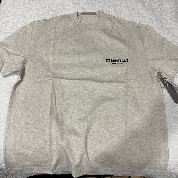 ESSENTIALS T-shirt - Picture 3 of 8